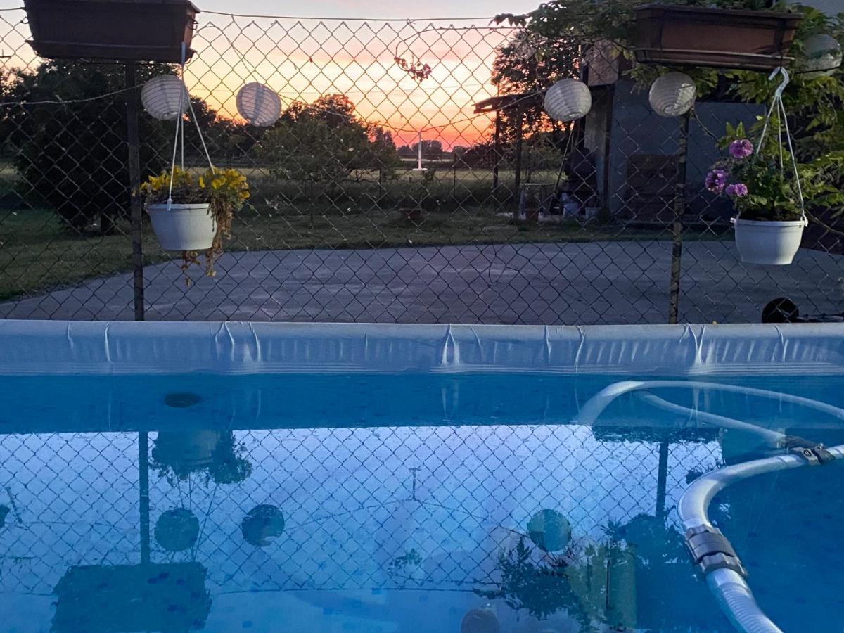 B&B Happiness In The Country Brescello Eksteriør bilde