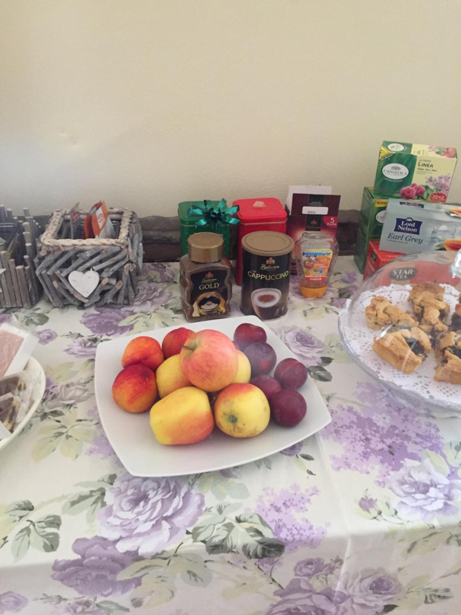 B&B Happiness In The Country Brescello Eksteriør bilde