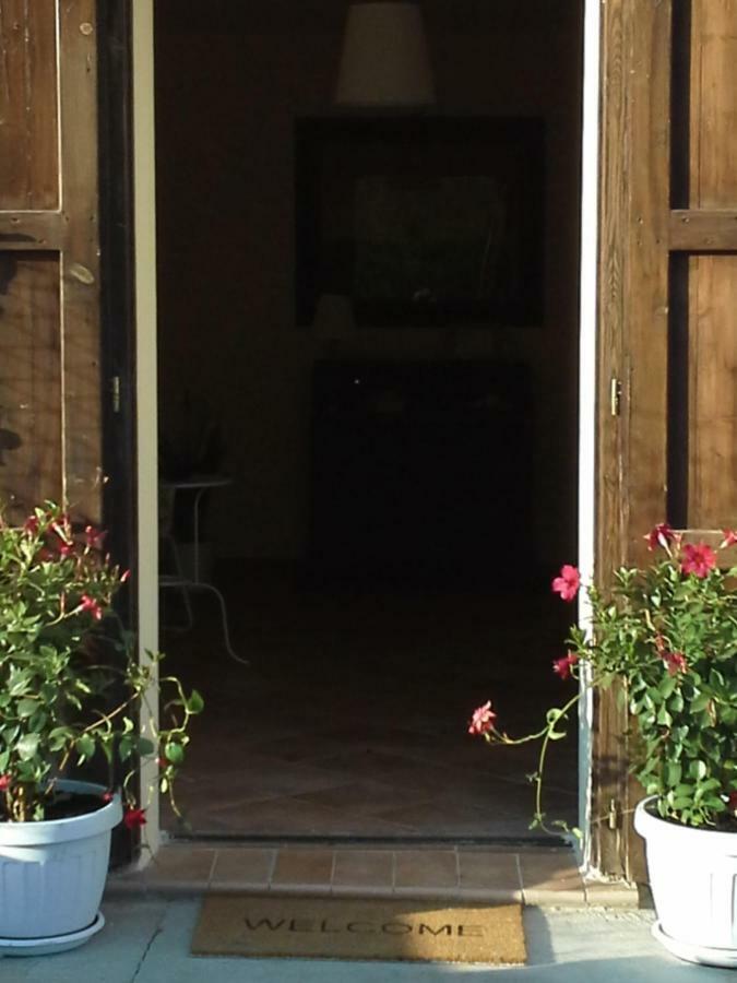 B&B Happiness In The Country Brescello Eksteriør bilde